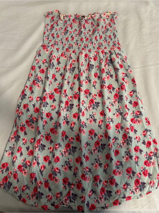 Wet Seal Dresses & Skirts - Wet Seal Blue Floral Smocked Strapless Mini Dress